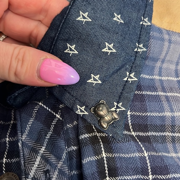 Entree LS Plaid Mixed Print Suede Detail Long Sleeve Button Down Shirt - Picture 4 of 8